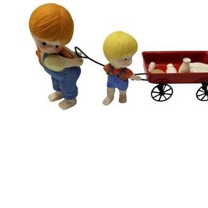Vintage Enesco Katie Skip Pulling Wagon Milk Bottles Country Cousins Figurine